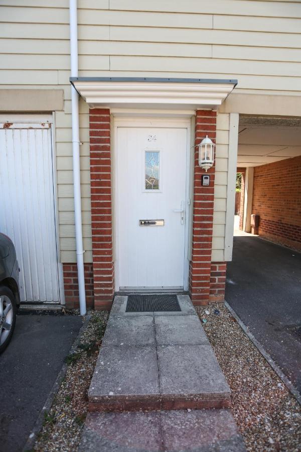 Shorebreak - Bracklesham Bay Apartment Chichester Exterior photo